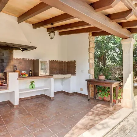 Ferienhaus Mena